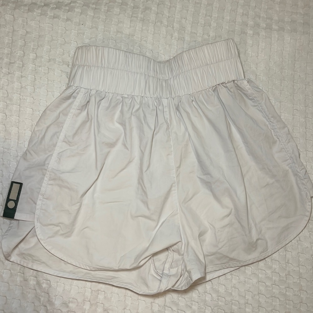 DAILY DRILLS white shorts!